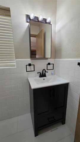 2800 N Dornick Drive, Forest Park, OK 73121