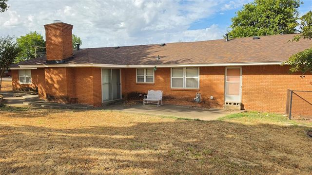2800 N Dornick Drive, Forest Park, OK 73121