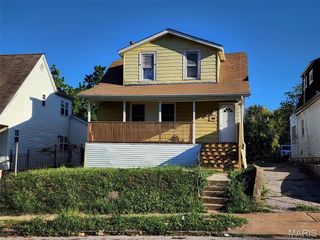4926 Wren Avenue, St Louis, MO 63120