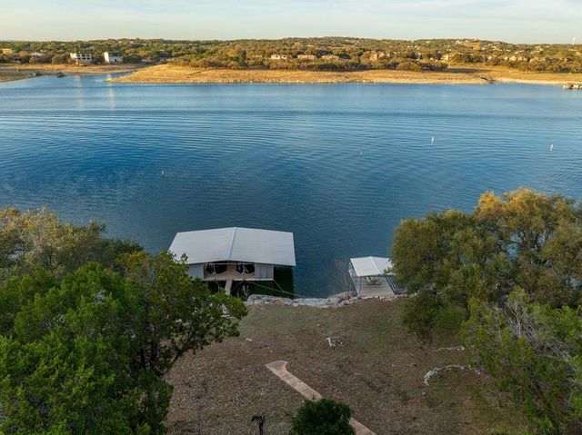 21008 W Lakeshore DR, Spicewood, TX 78669