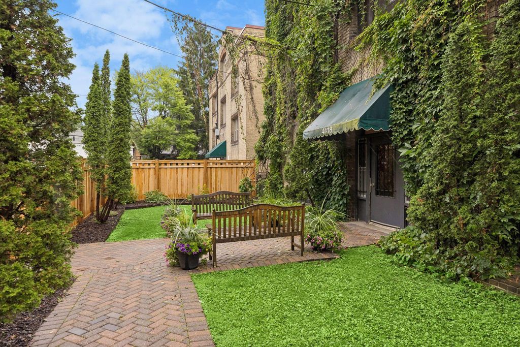 4418 W Lake Harriet Parkway 205, Minneapolis, MN 55410 — photo 3