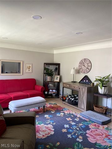 4226 Okalona Road, South Euclid, OH 44121
