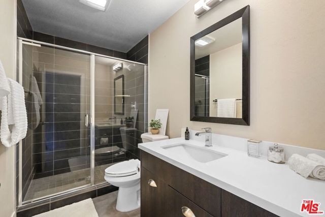 2974 Ripple Place 202, Los Angeles, CA 90039
