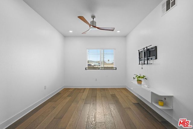 2974 Ripple Place 202, Los Angeles, CA 90039