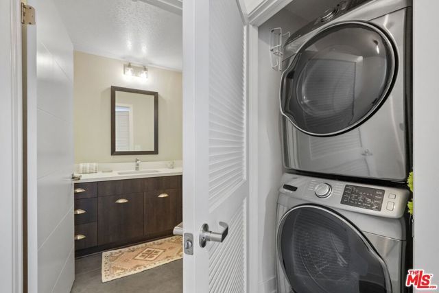 2974 Ripple Place 202, Los Angeles, CA 90039