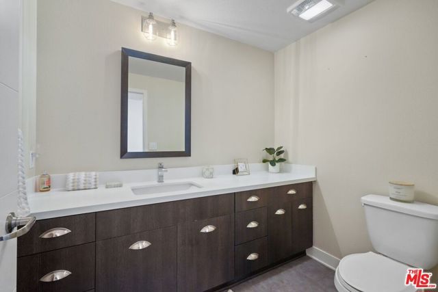 2974 Ripple Place 202, Los Angeles, CA 90039