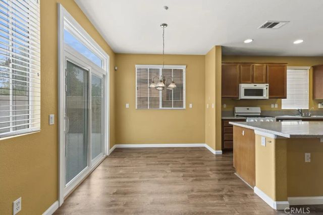 18160 Grove Place, Fontana, CA 92336