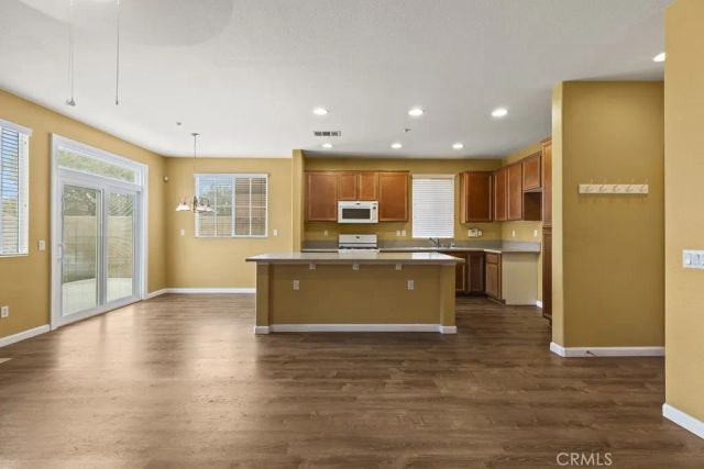 18160 Grove Place, Fontana, CA 92336