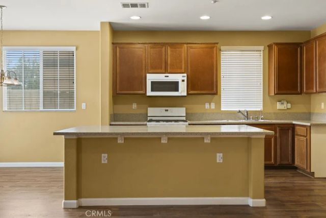 18160 Grove Place, Fontana, CA 92336