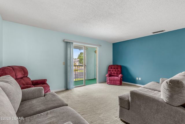 101 Bent Tree Dr Apt 13, Daytona Beach, FL 32114