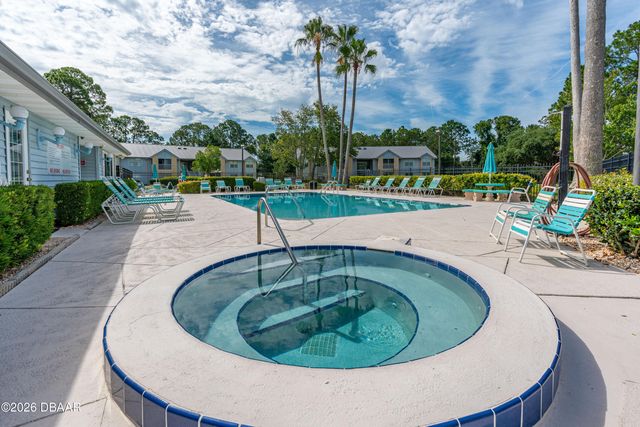 101 Bent Tree Dr Apt 13, Daytona Beach, FL 32114