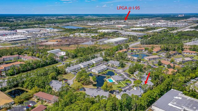 101 Bent Tree Dr Apt 13, Daytona Beach, FL 32114