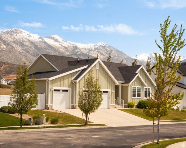 6294 W SUTHERLAND DR, Highland, UT 84003