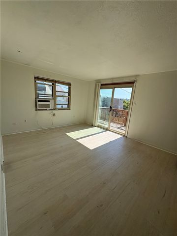 1966 W Beckert Ave, Reserve, PA 15212