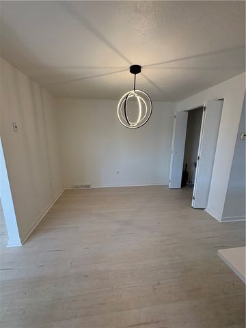 1966 W Beckert Ave, Reserve, PA 15212