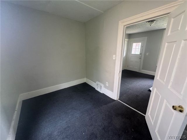 1113 South Avenue, Niagara Falls, NY 14305