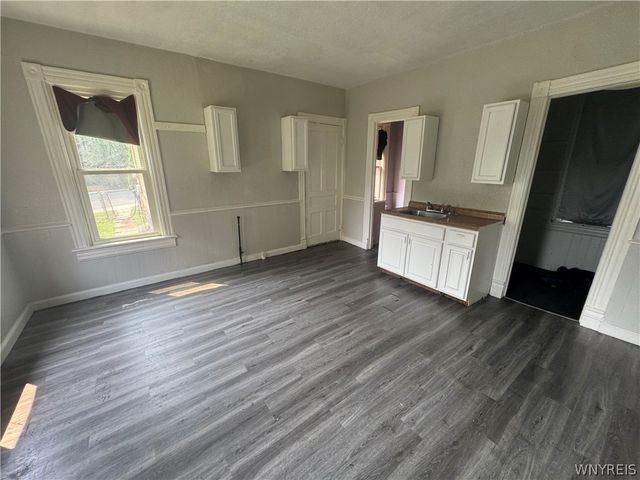 1113 South Avenue, Niagara Falls, NY 14305