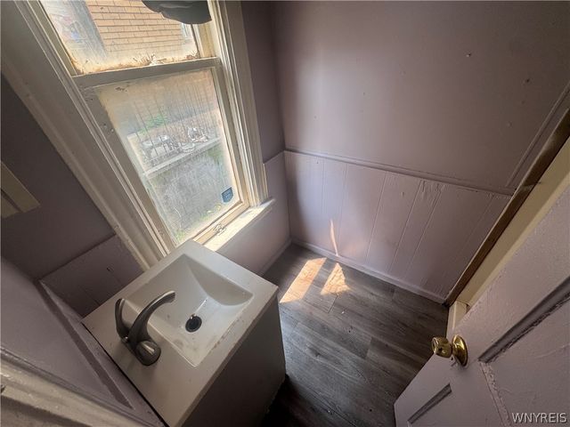 1113 South Avenue, Niagara Falls, NY 14305