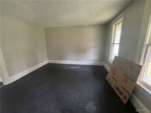 1113 South Avenue, Niagara Falls, NY 14305