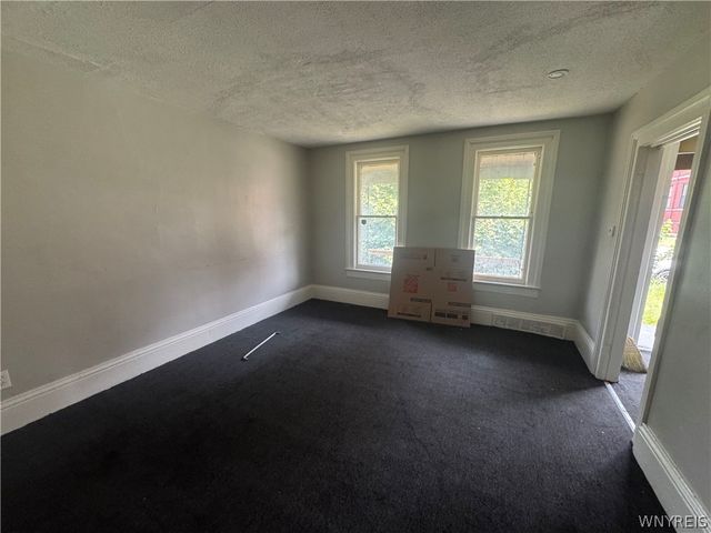 1113 South Avenue, Niagara Falls, NY 14305