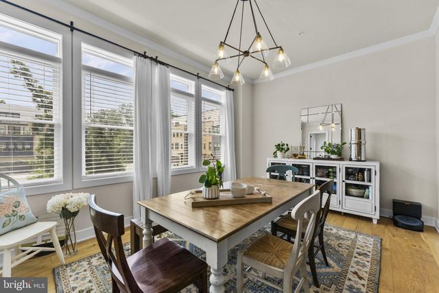 42460 MILDRED LANDING SQ, Ashburn, VA 20148