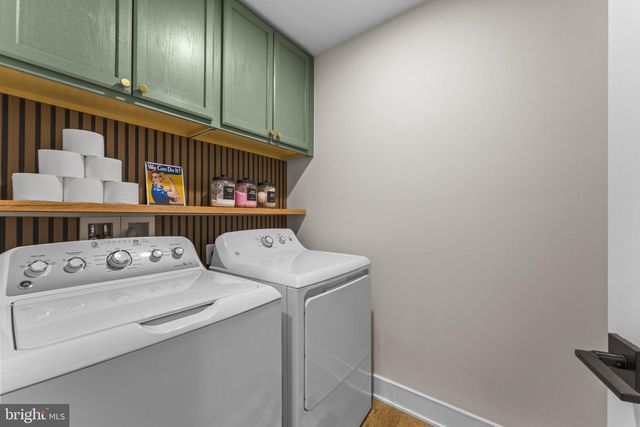 42460 MILDRED LANDING SQ, Ashburn, VA 20148