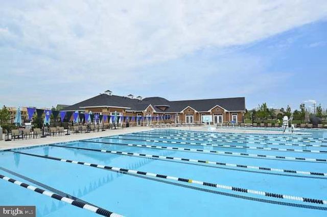 42460 MILDRED LANDING SQ, Ashburn, VA 20148