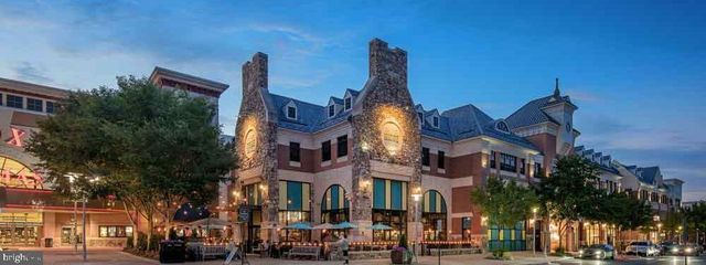 42460 MILDRED LANDING SQ, Ashburn, VA 20148