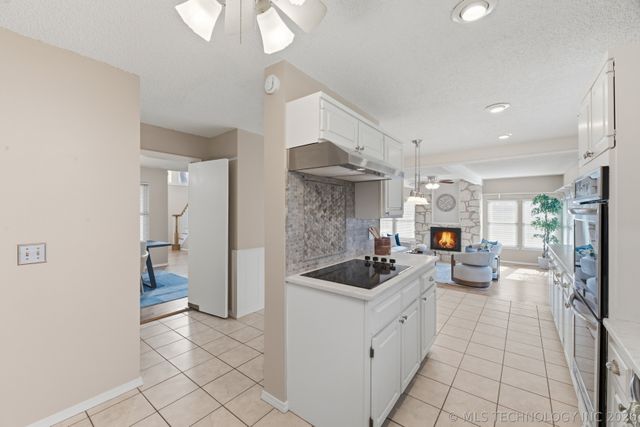 3716 E 82nd Place, Tulsa, OK 74137