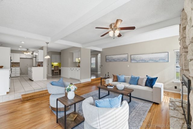 3716 E 82nd Place, Tulsa, OK 74137