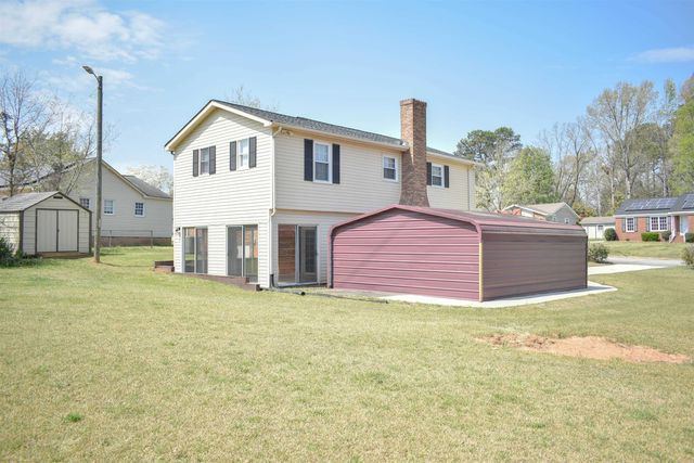 107 Driftway Place, Spartanburg, SC 29301