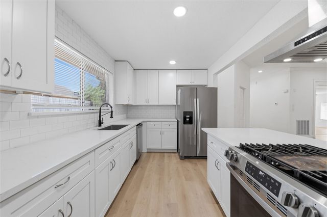 1410 Lexington Boulevard, Missouri City, TX 77489