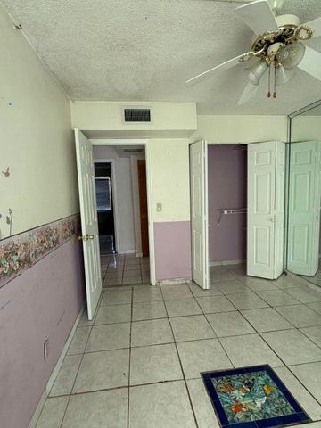 4044 SW 67th Terrace 7, Davie, FL 33314
