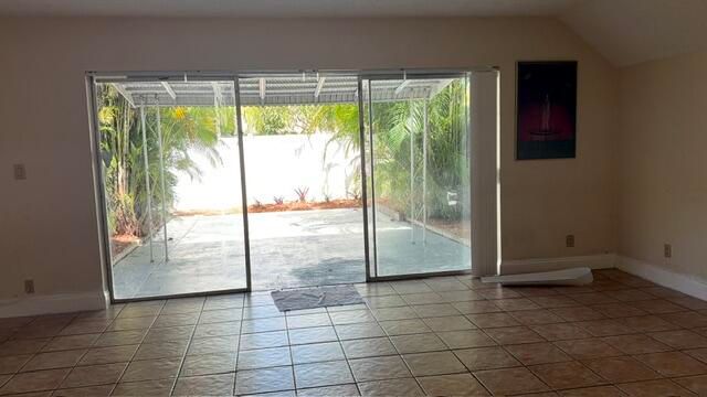 4044 SW 67th Terrace 7, Davie, FL 33314