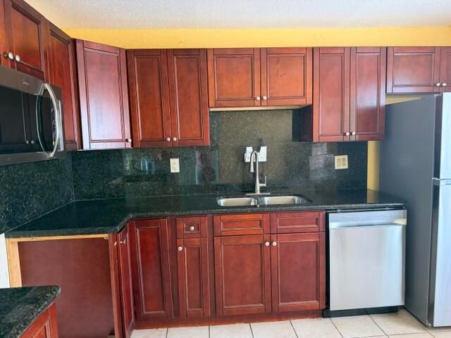 4044 SW 67th Terrace 7, Davie, FL 33314