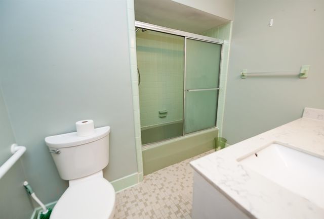 108 Ridgeway Road, Spartanburg, SC 29301