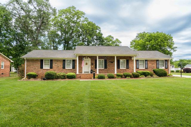 108 Ridgeway Road, Spartanburg, SC 29301