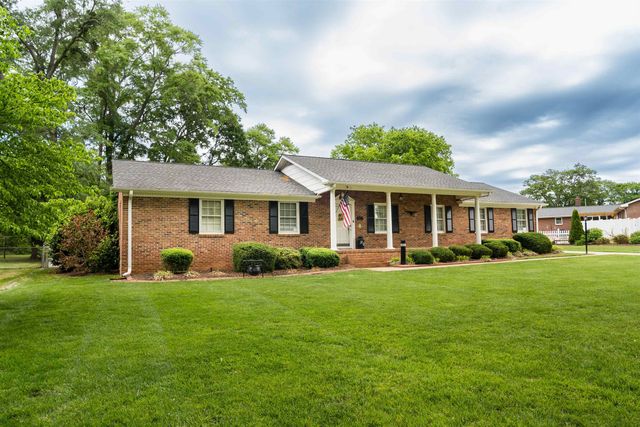 108 Ridgeway Road, Spartanburg, SC 29301