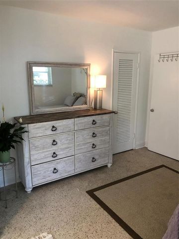 900 SE 12th Street, Fort Lauderdale, FL 33316
