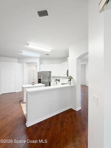 467 Sauders Road SE, Palm Bay, FL 32909