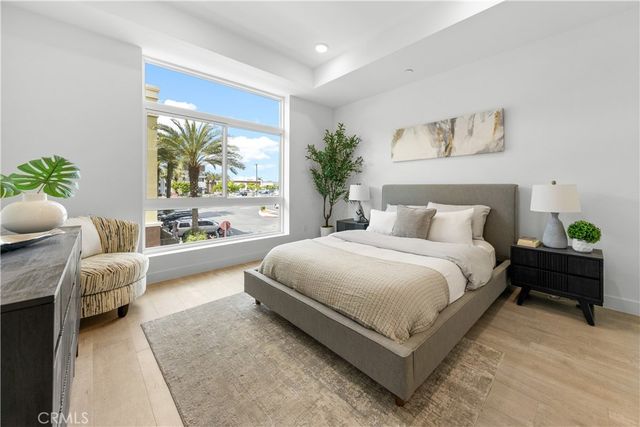 168 S Monterey Street 502, Alhambra, CA 91801