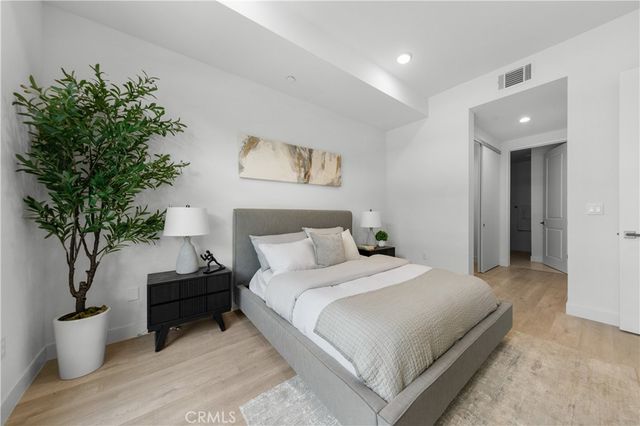 168 S Monterey Street 502, Alhambra, CA 91801