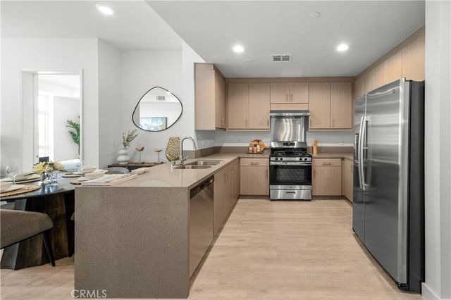 168 S Monterey Street 502, Alhambra, CA 91801