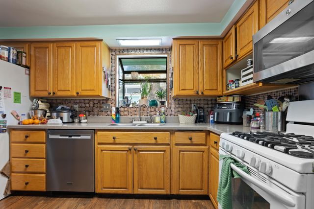 935 View Street, Reedsport, OR 97467