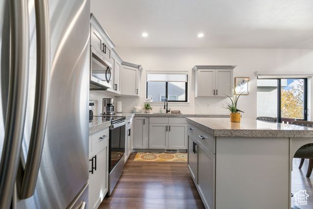 7152 N BROOK RIDGE, Eagle Mountain, UT 84005