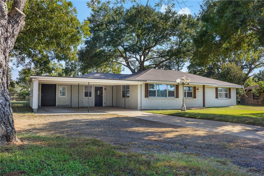 1906 Gun and Rod Road, Brenham, TX 77833 — photo 5