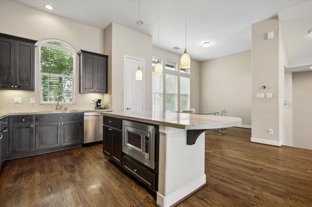 4220 Dickson Street, Houston, TX 77007
