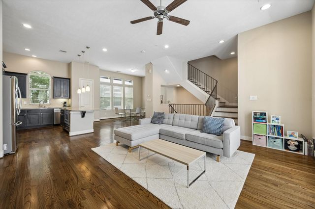 4220 Dickson Street, Houston, TX 77007