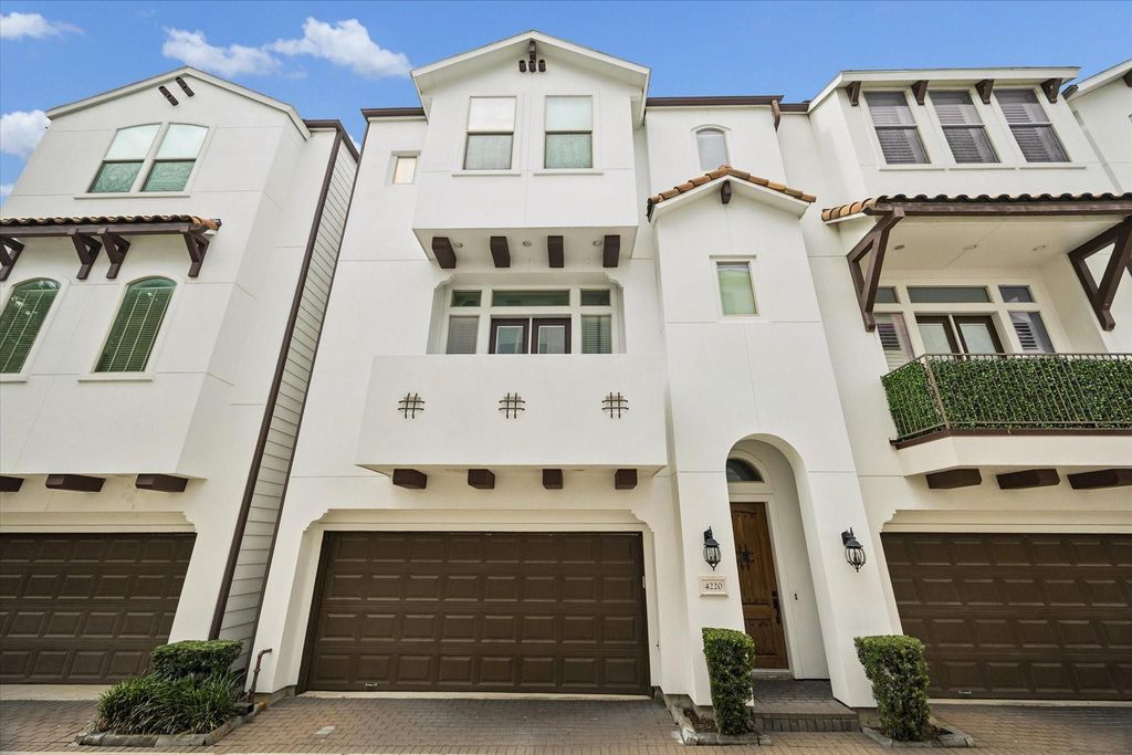 4220 Dickson Street, Houston, TX 77007