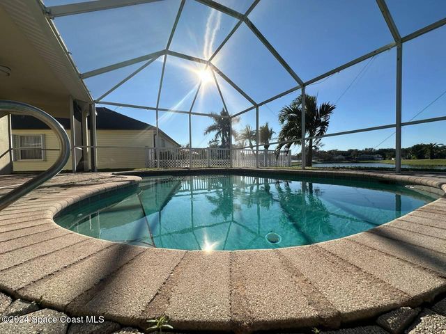 565 Limerick Drive, Merritt Island, FL 32953